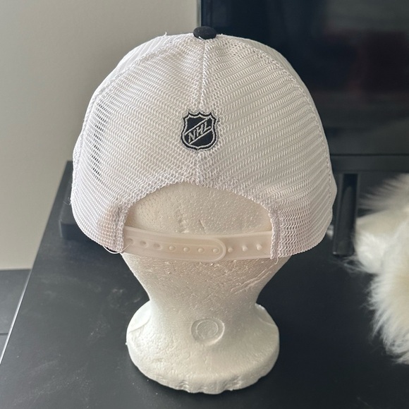 Baseball cap - Picture 2 of 5